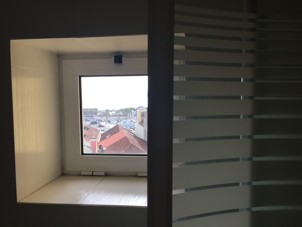 Modern Conde Barao - Sss Lisbon